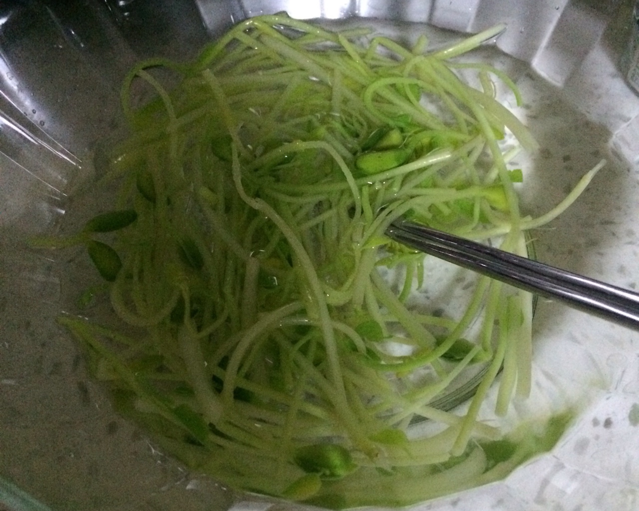 简单易上手凉拌小菜之自发(黑豆)豆芽的做法