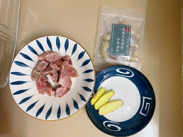 花旗参草龙骨汤