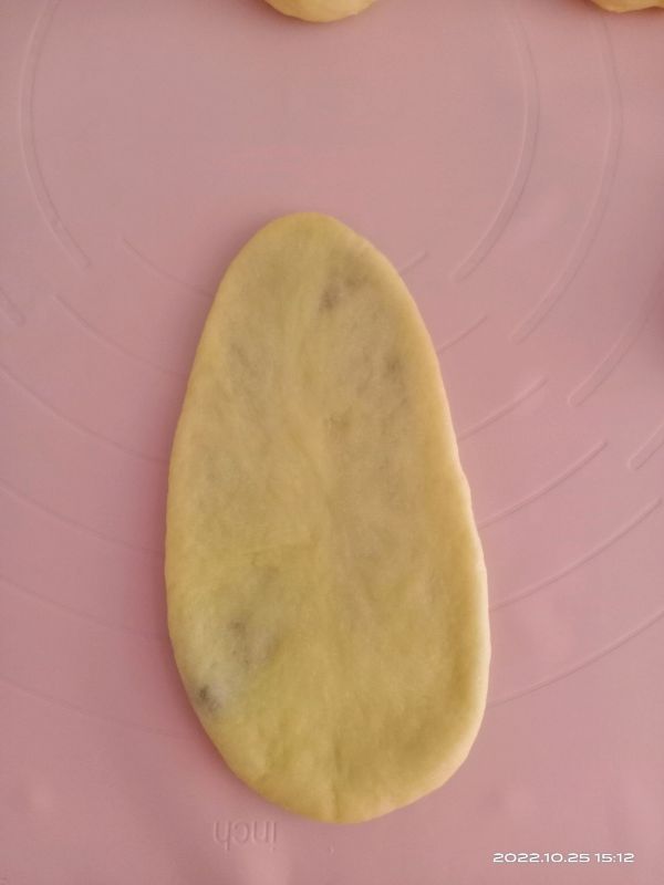 豆沙牛奶鸡蛋面包