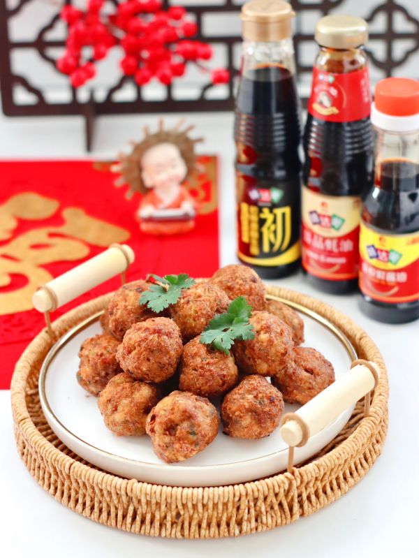 香炸萝卜豆腐丸子