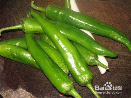 辣椒炒肉怎么做才好吃？