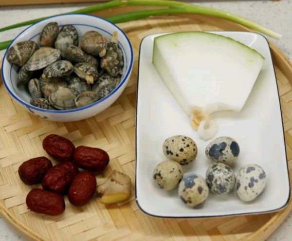 蛤蜊冬瓜红枣汤