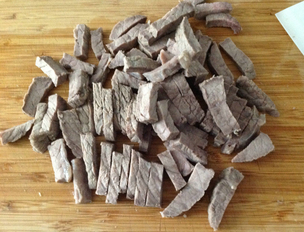 微波版牛肉干的做法实在太简单了，我来教你吧！