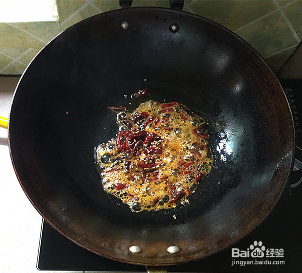 麻辣花生小鱼仔的制作方法