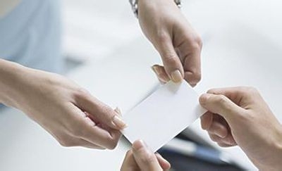 如何与陌生人交流？