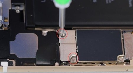 苹果iphone 6 plus拆机换屏教程