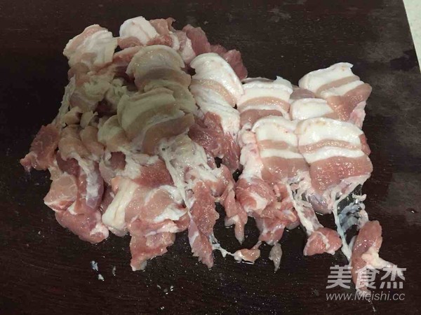 农家小炒肉的做法