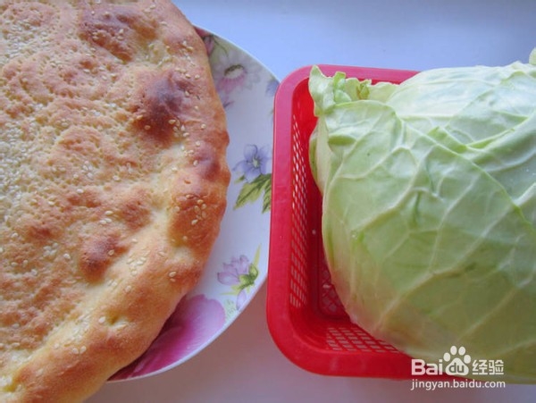 如何制作包包菜炒馕