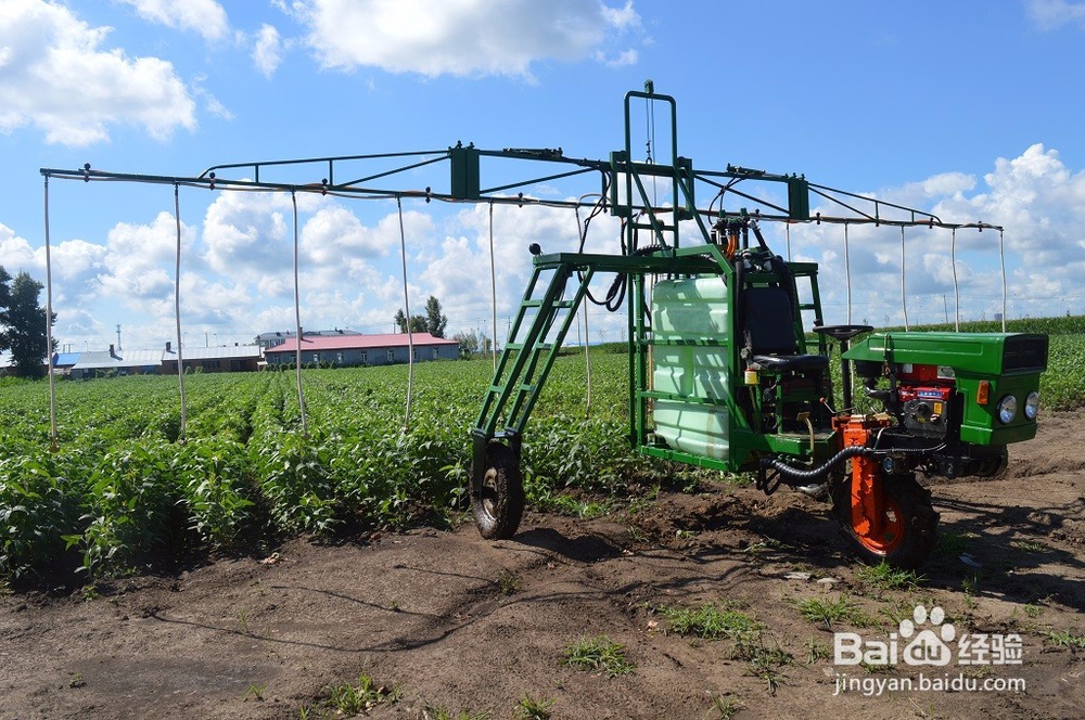 自走式喷杆喷雾机具体有哪些特点？