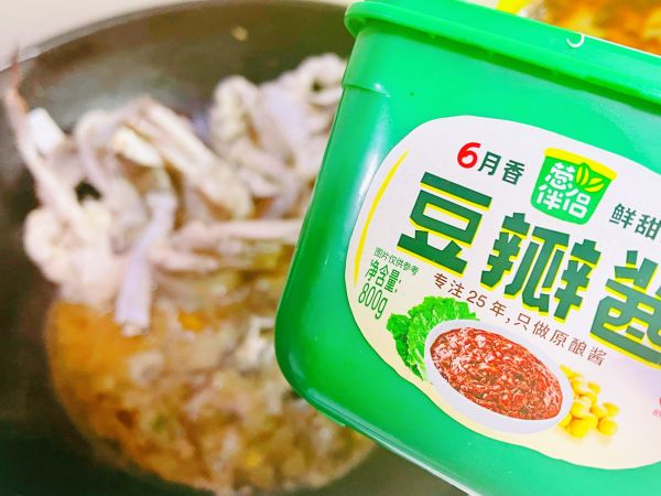 酱炒玉米粒白蟹