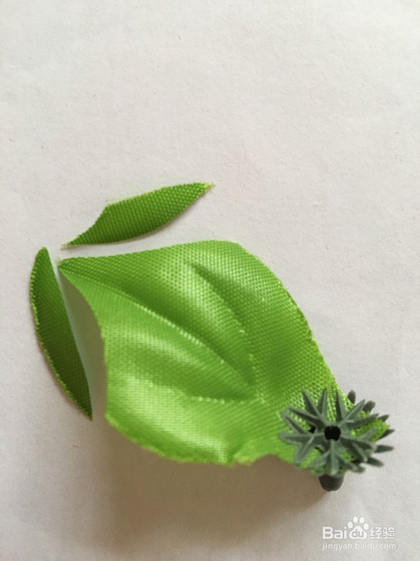 宝宝满月了，怎么DIY宝宝胎毛手链