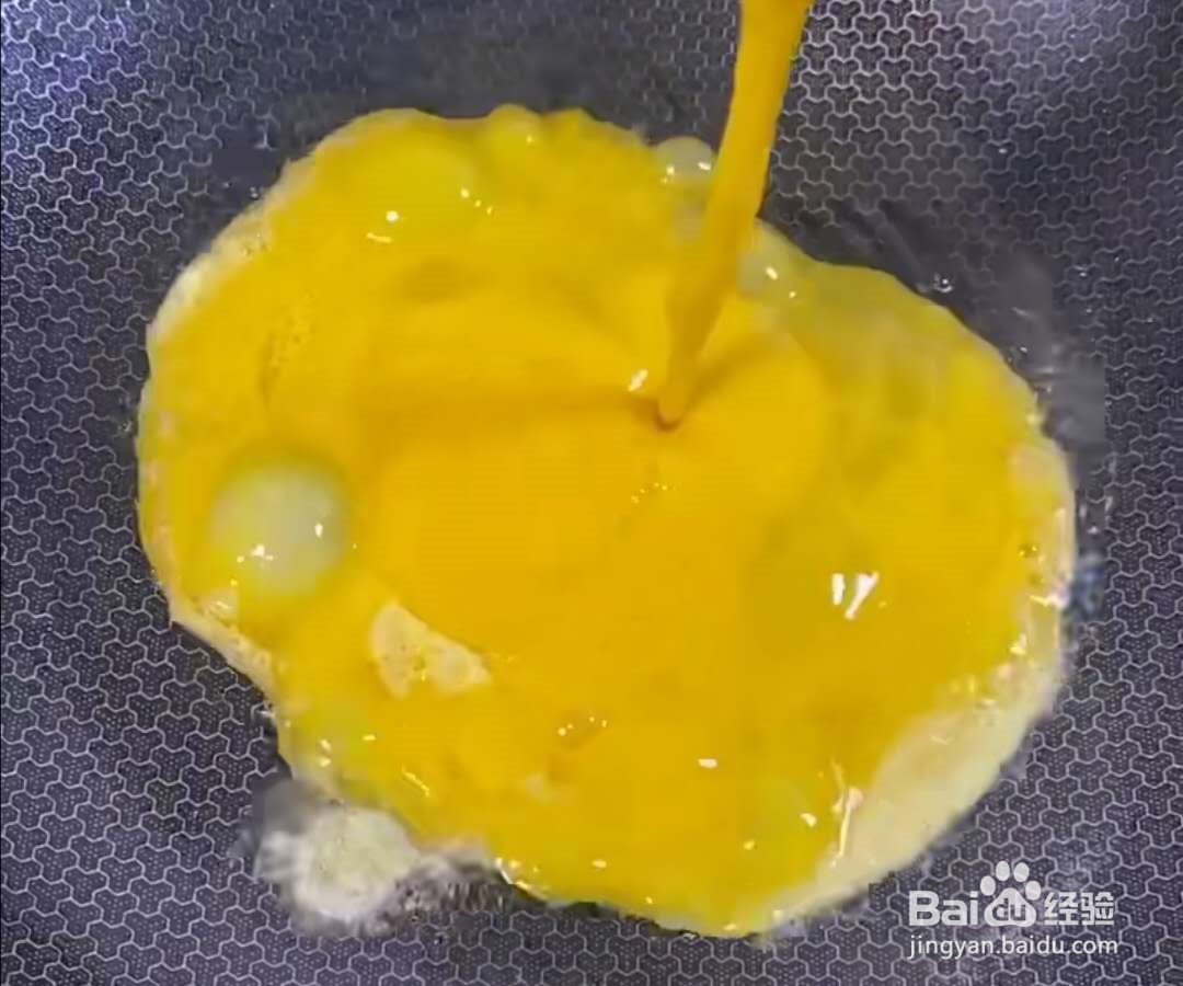 白玉菇炒鸡蛋怎么做