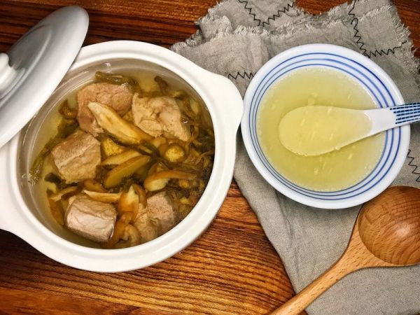 西洋参石斛炖瘦肉