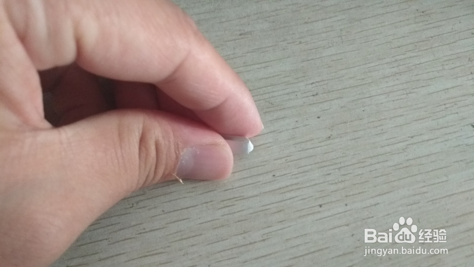 如何用一块长方形纸条做简易的钢笔的支架