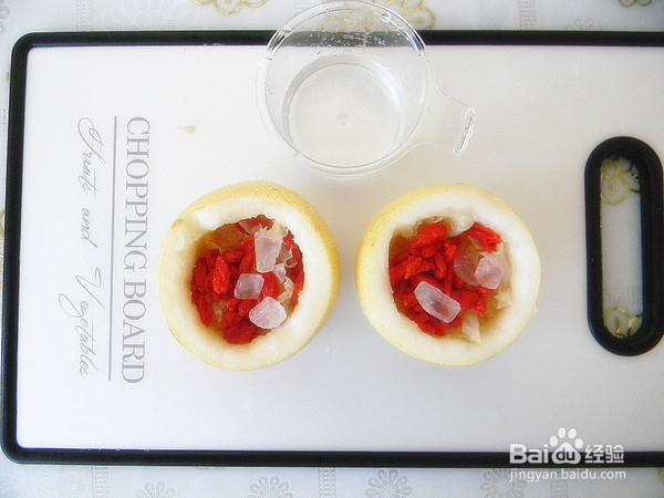 雪梨银耳盅的做法