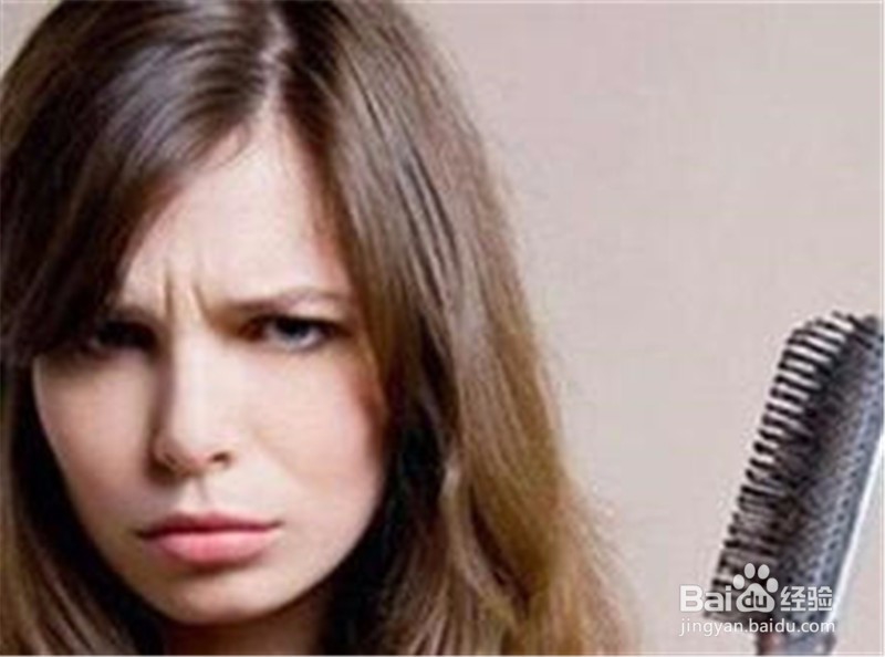 这些脱发、白发症状是肝肾阴虚引起的