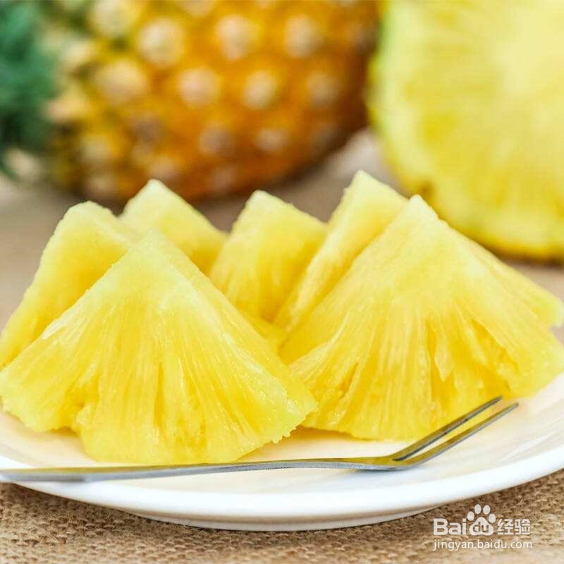 在喝红酒时,禁忌吃哪些食物?