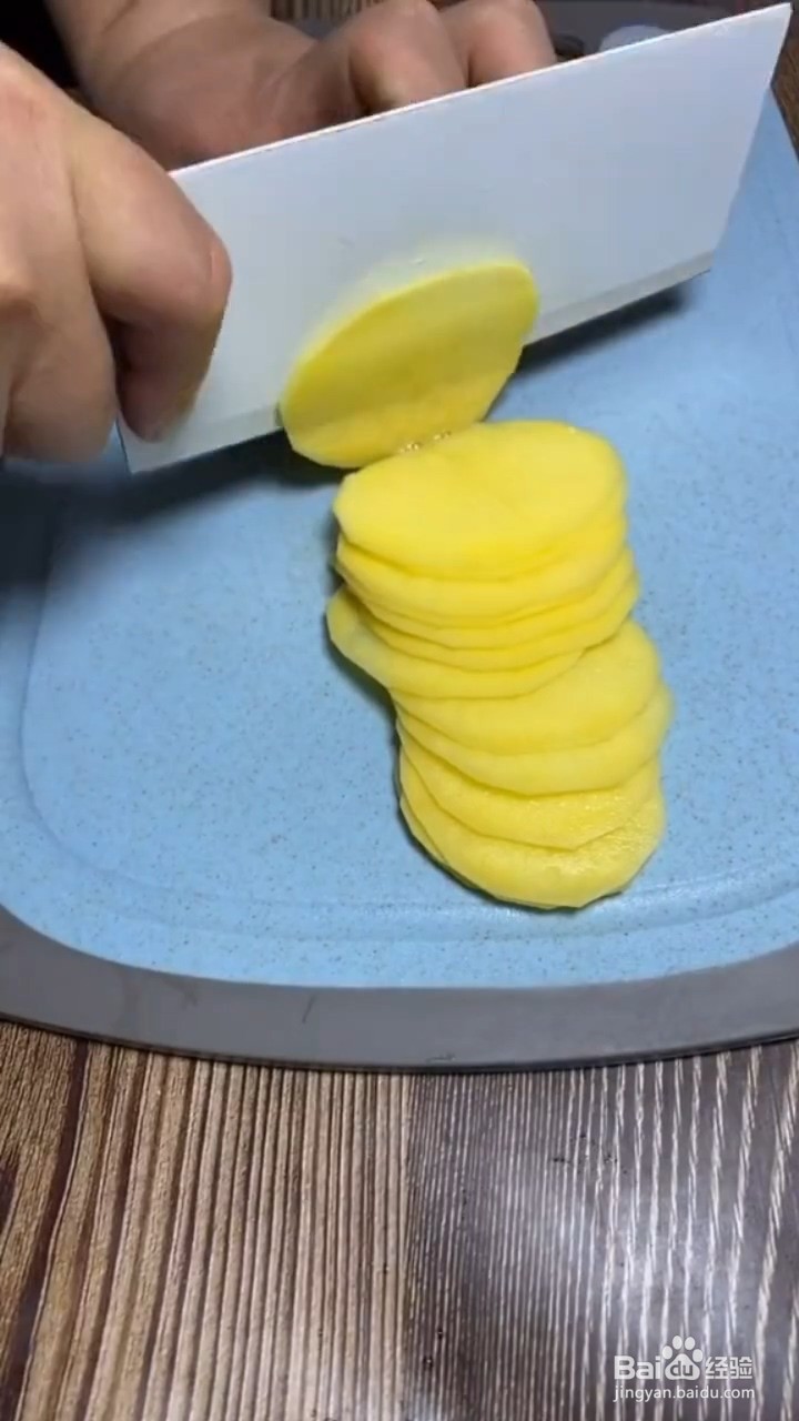 如何在家炸出香脆的薯片