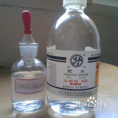 如何清洗衣服上的油渍