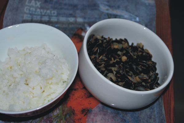 三文鱼菰米饭卷