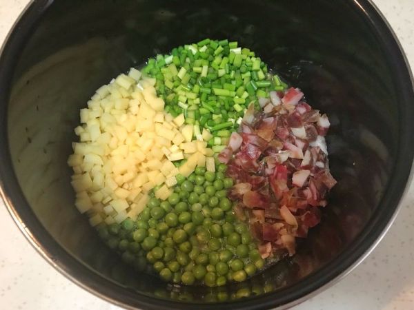 网红驾到：一颗番茄饭真的超好吃！