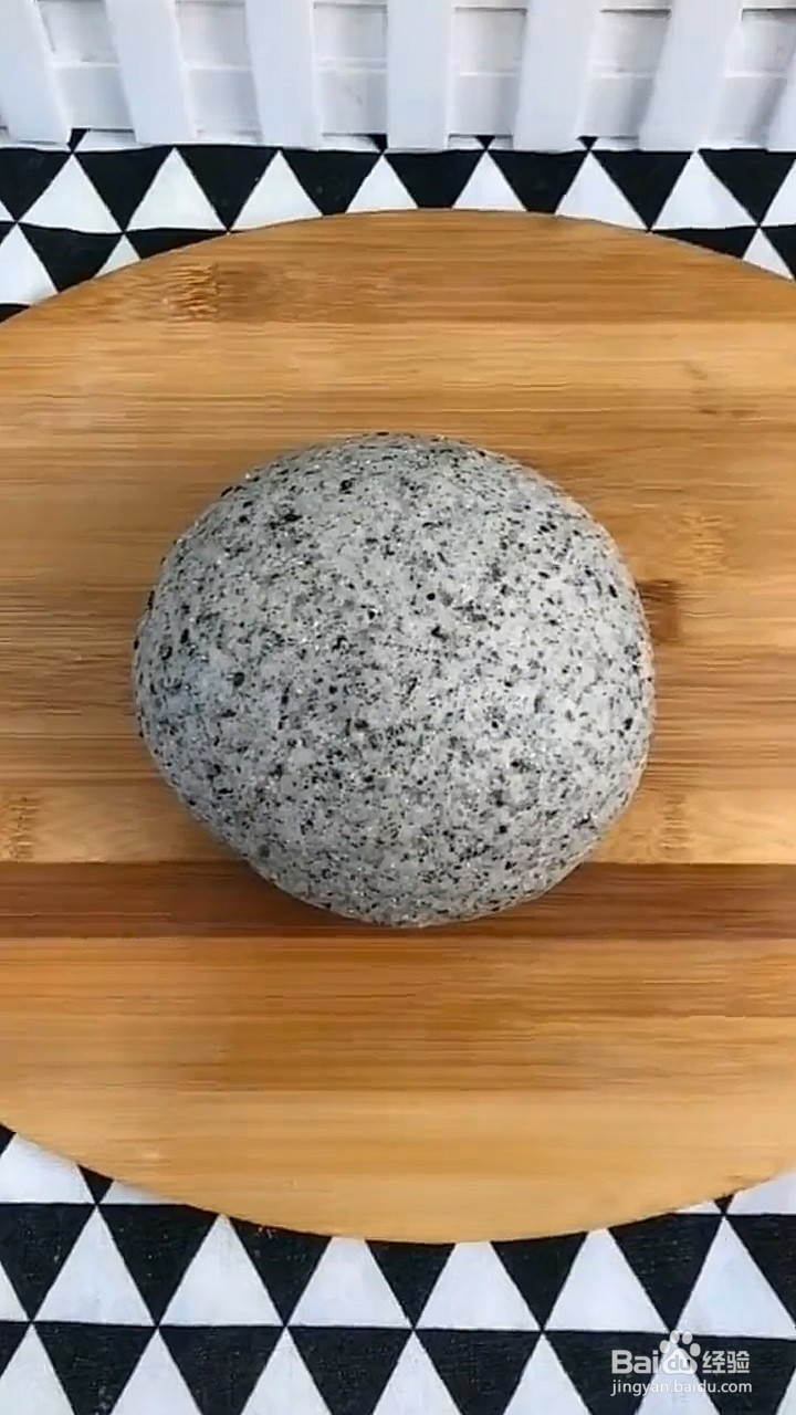 如何制作黑芝麻馒头？