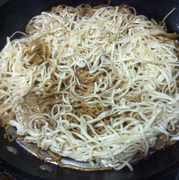 排骨五花肉排骨闷面