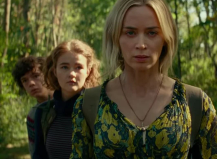 《寂静之地 2》中的小男孩为什么出去逛,发现的干尸是什么