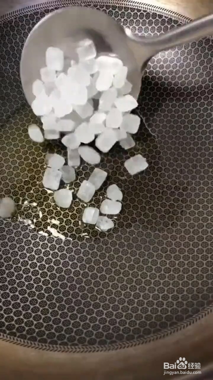 如何制作东北红烧五花肉？