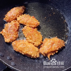 蒜香煎鸡翅的做法