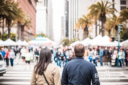 泡妞神技：9个让女人死心塌地爱你一辈子的技巧