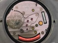 怎么给手表换电池?