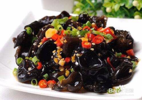 凉拌银耳的家常做法