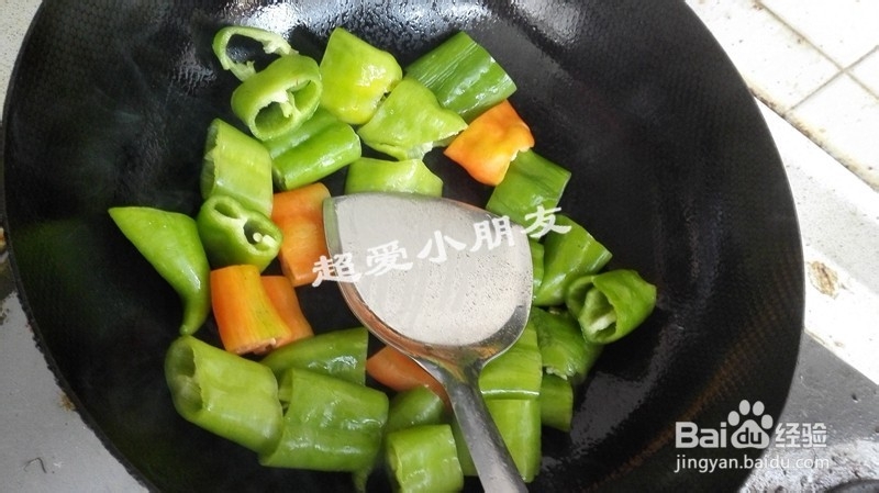 尖椒怎么做好吃 简单的虎皮尖椒家常做法