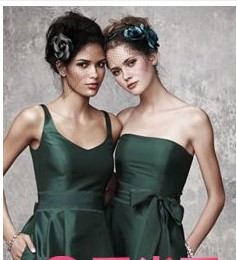 挑选什么颜色的伴娘礼服