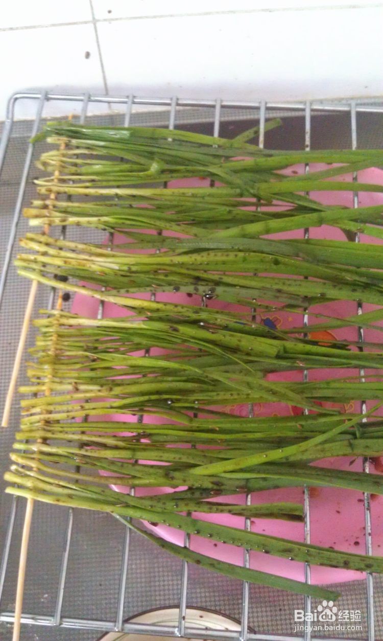 烤韭菜的做法 烧烤