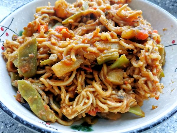 茄子豆角土豆焖面