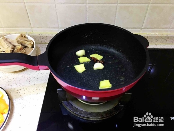 怎样制作排骨炖玉米