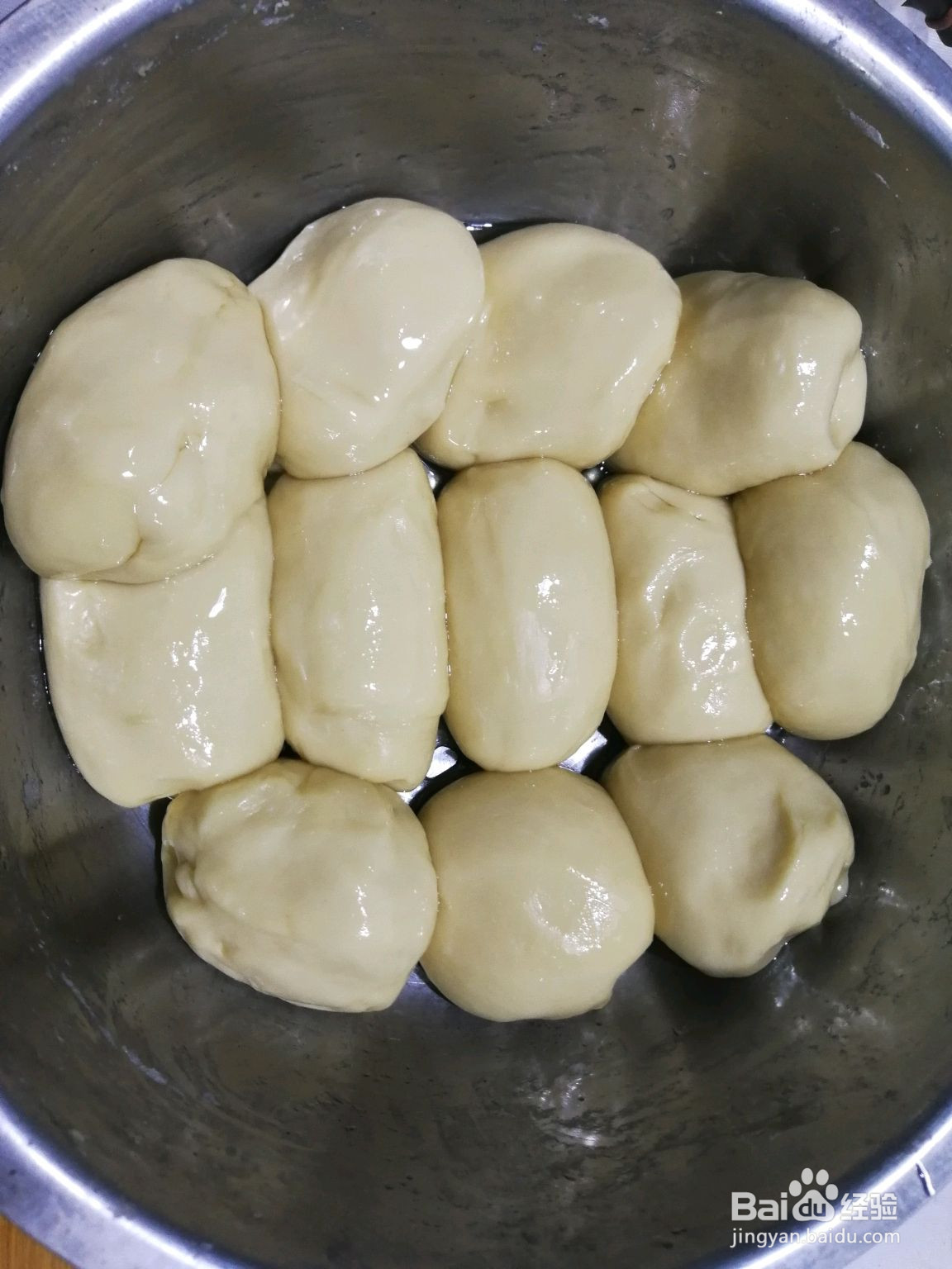 奶香蜂蜜麻花的做法