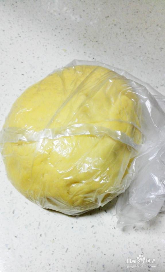 如何做美味的圣诞卡通饼干
