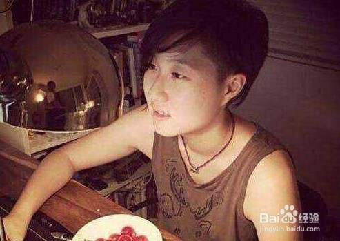 比小龙女报警抓母还严重!他曾为朱茵扬言弑父