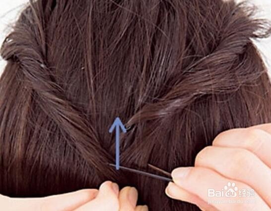 俏皮刘海扭转扎发 甜美气质瞬间UP