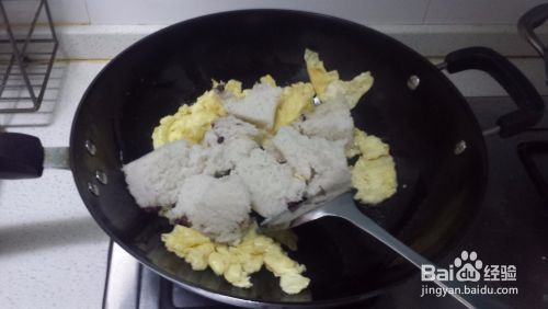 早饭吃什么--圆白菜蛋炒米饭