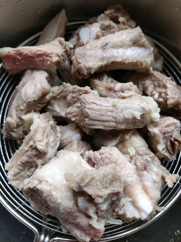 山药木耳排骨汤