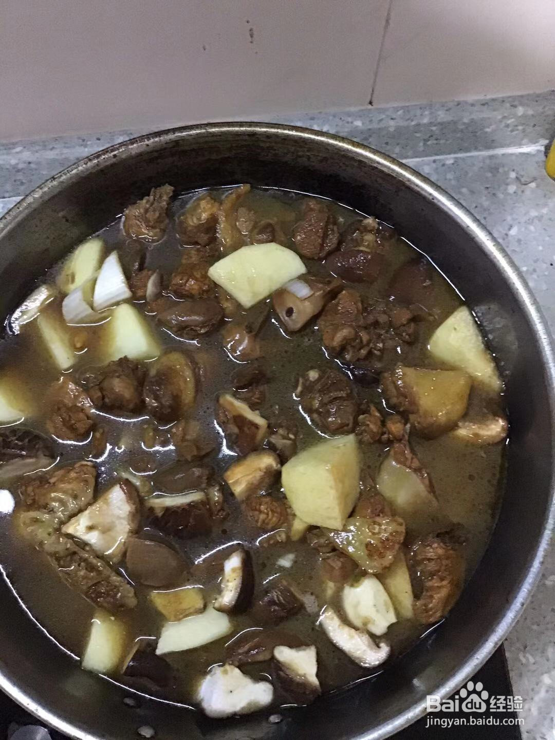 土豆炖鸡肉土鸡版的做法