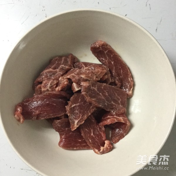 青椒炒牛肉的做法