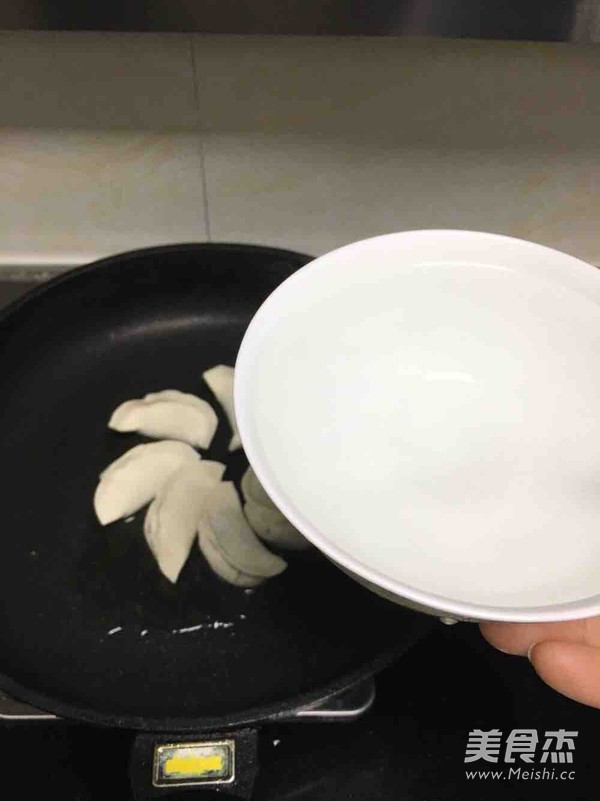 生煎水饺的做法