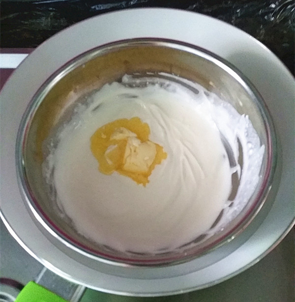 轻乳酪拉花蛋糕