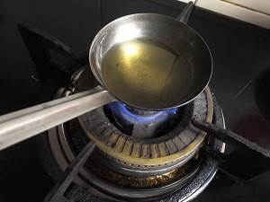 教你怎么做葱油白玉菇