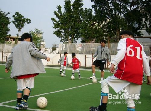 脚背外侧运球注意事项